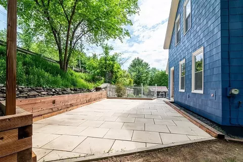 Exterior - 29 S Maple St, Brookfield, MA 01506 photo 4 of 6