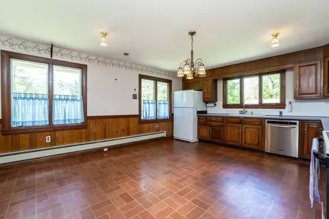 Kitchen - 152 Stowell Rd, Ashburnham, MA 01430 photo 1 of 2