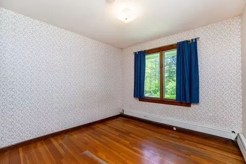 Bedroom - 152 Stowell Rd, Ashburnham, MA 01430 photo 3 of 4
