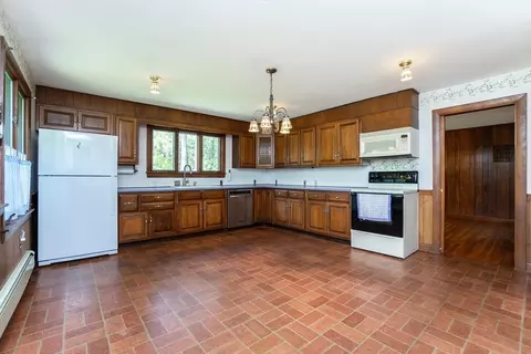 Kitchen - 152 Stowell Rd, Ashburnham, MA 01430 photo 2 of 2