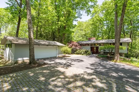 460 Powder Mill Rd, Concord, MA 01742