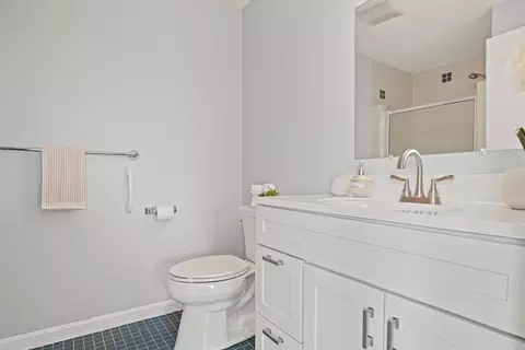 36 Dunham Rd #309, Beverly, MA 01915 photo 15
