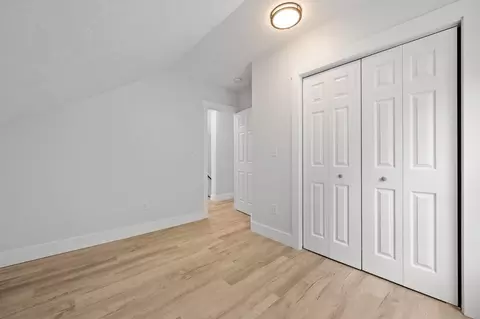 Bedroom - 91 Schofield Ave, Dudley, MA 01571 photo 4 of 6