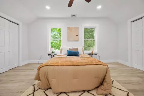 Bedroom - 91 Schofield Ave, Dudley, MA 01571 photo 5 of 6