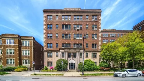 2003 Commonwealth Ave #34, Boston, MA 02135