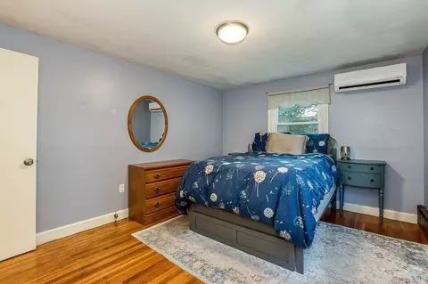 Bedroom - 37 Morningside Dr, Walpole, MA 02081 photo 3 of 7