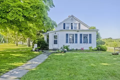 3090 Palmer St, Palmer, MA 01069