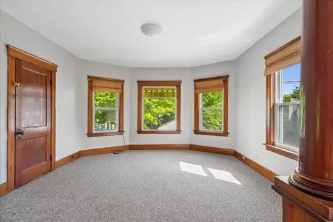 41 Elm St, Webster, MA 01570 photo 11