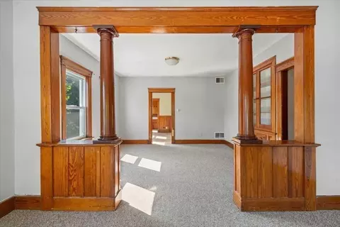 41 Elm St, Webster, MA 01570 photo 10