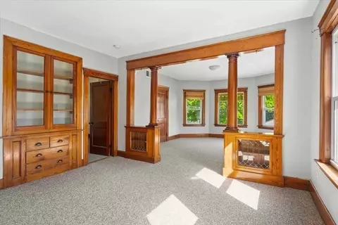 41 Elm St, Webster, MA 01570 photo 8