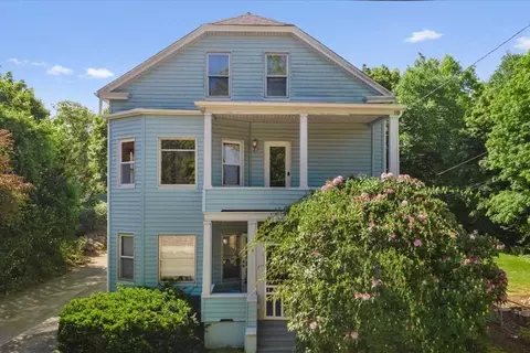 41 Elm St, Webster, MA 01570 photo 2