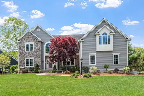 2 Whittemore Ter, Andover, MA 01810