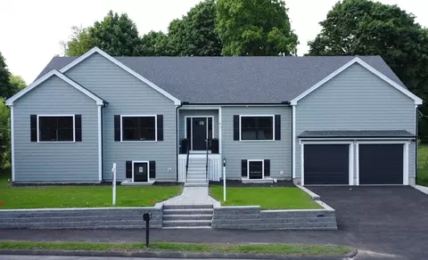 43 Samoset Rd, Woburn, MA 01801