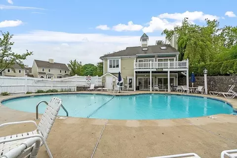 Exterior - 39 Abington Rd #39, Danvers, MA 01923 photo 3 of 5