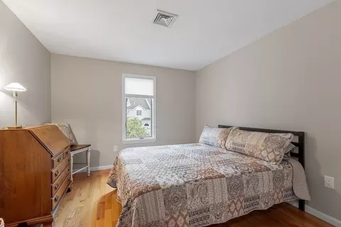 Bedroom - 39 Abington Rd #39, Danvers, MA 01923 photo 3 of 4