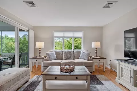 Living - 39 Abington Rd #39, Danvers, MA 01923 photo 2 of 4