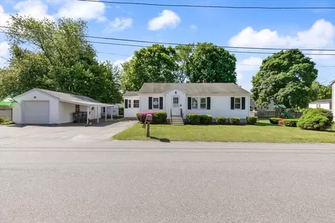 4 Russell St, Methuen, MA 01844