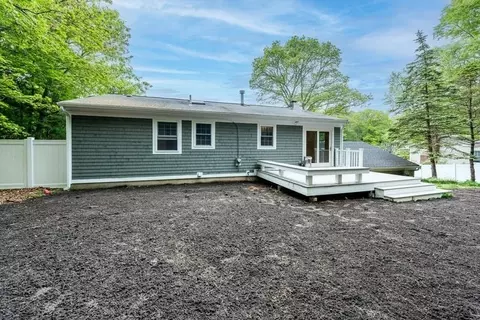 Exterior - 67 Autumn Dr, Barnstable, MA 02632 photo 2 of 4