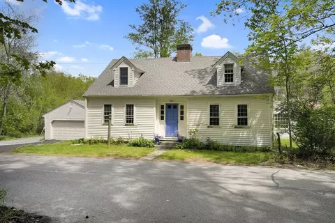 113 Squannacook Rd, Shirley, MA 01464
