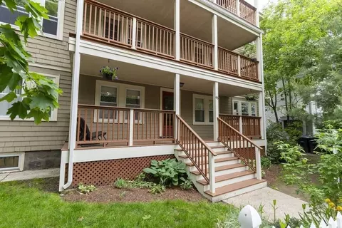 65 Rossmore Rd #2L, Boston, MA 02130