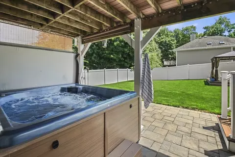7 Saint Marks Rd, Worcester, MA 01606 photo 33