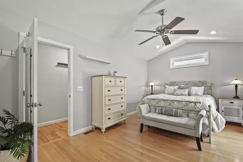 7 Saint Marks Rd, Worcester, MA 01606 photo 13