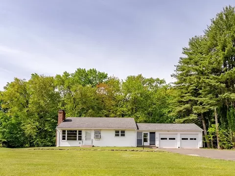 182 R Russell Rd, Westfield, MA 01085