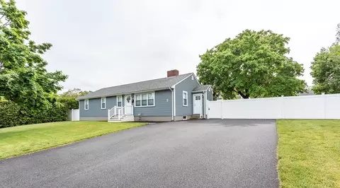 241 Lowell St, New Bedford, MA 02745