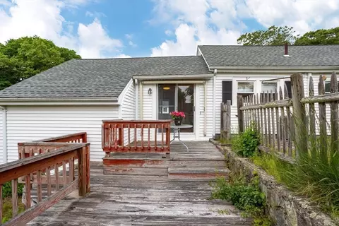 Exterior - 82 Highland St, Canton, MA 02021 photo 4 of 5
