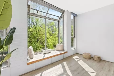 77 Pond Ave # 404., Brookline, MA 02445