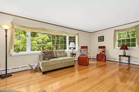 Living - 43 Ardmore Rd, Worcester, MA 01609 photo 1 of 4