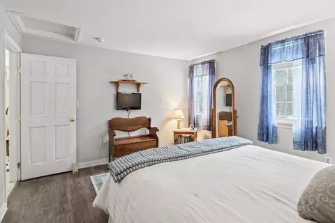 Bedroom - 476 Pine St, Marshfield, MA 02050 photo 3 of 5