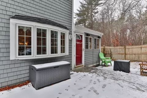 Exterior - 476 Pine St, Marshfield, MA 02050 photo 10 of 12