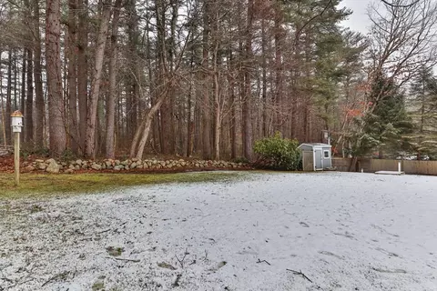 Exterior - 476 Pine St, Marshfield, MA 02050 photo 9 of 12