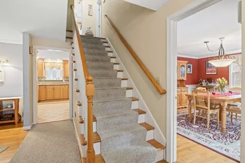 Entry Way - 476 Pine St, Marshfield, MA 02050 photo 3 of 3