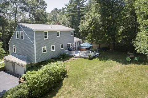 Exterior - 476 Pine St, Marshfield, MA 02050 photo 12 of 12