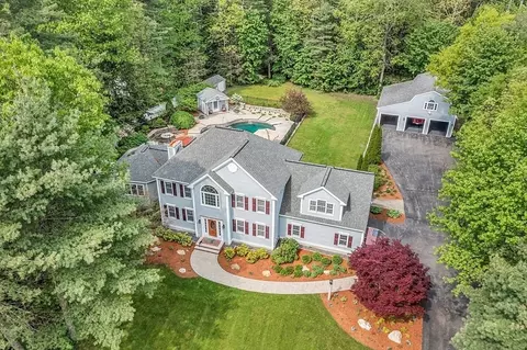 304 Riverbend Dr, Groton, MA 01450
