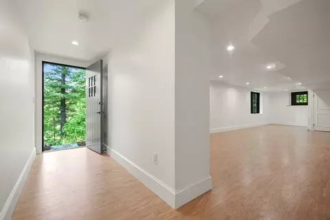 709 Boston Post Rd, Weston, MA 02493 photo 33