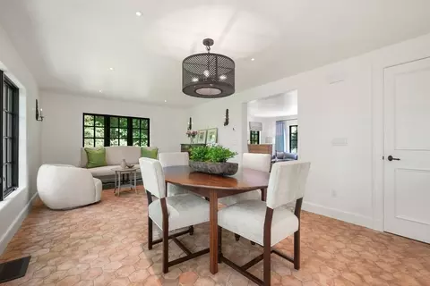 709 Boston Post Rd, Weston, MA 02493 photo 12