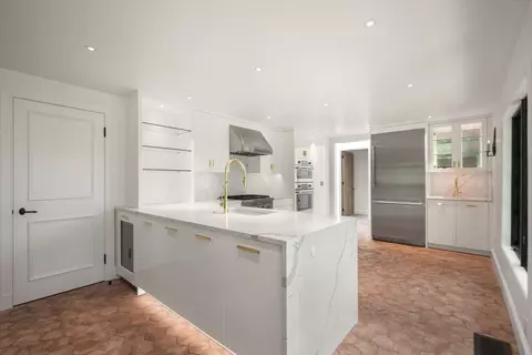 709 Boston Post Rd, Weston, MA 02493 photo 7