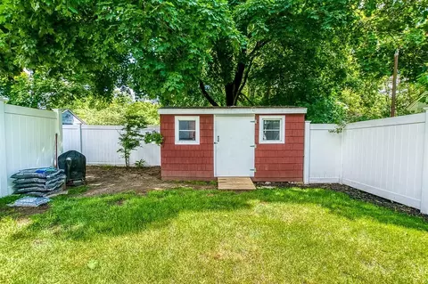 Exterior - 30 Poplar St, Dedham, MA 02026 photo 8 of 10
