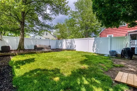Exterior - 30 Poplar St, Dedham, MA 02026 photo 5 of 10
