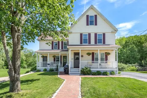 134 Peck St, Franklin, MA 02038