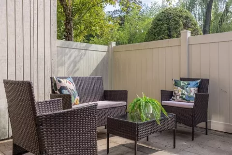 Exterior - 910 Edgell Rd #914A, Framingham, MA 01701 photo 3 of 7