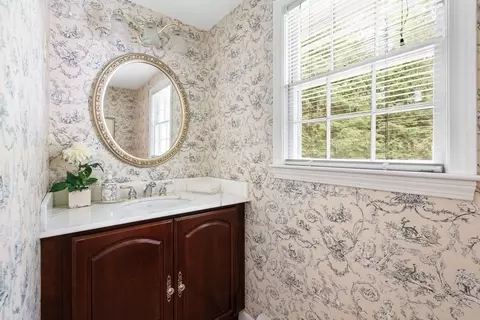 Bath - 21 Stanford Dr, Hingham, MA 02043 photo 1 of 3