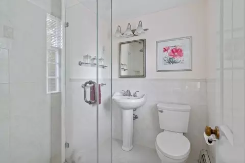 Bath - 21 Stanford Dr, Hingham, MA 02043 photo 2 of 3