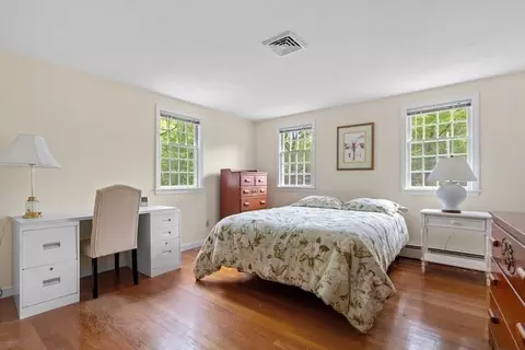 Bedroom - 21 Stanford Dr, Hingham, MA 02043 photo 2 of 5