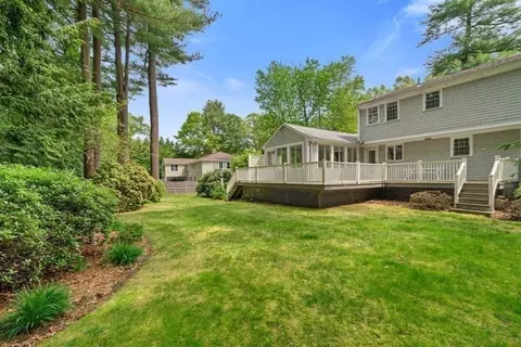 Exterior - 21 Stanford Dr, Hingham, MA 02043 photo 6 of 10