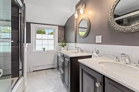 Bath - 124 Pine Ridge Rd, Reading, MA 01867 photo 2 of 2