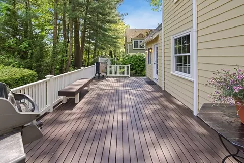 Exterior - 124 Pine Ridge Rd, Reading, MA 01867 photo 12 of 12